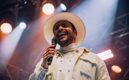 DIOGO NOGUEIRA ENCANTA, AGITA E EMOCIONA EM SHOW PARA 10 MIL PESSOAS NO FESTIVAL DE INVERNO DE POÇOS DE CALDAS