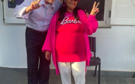 INTEGRANTE DO GRUPO DE ARTESANATO DA ESF SANTA ÂNGELA ENTRA NO CLIMA DO FILMA DA BARBIE