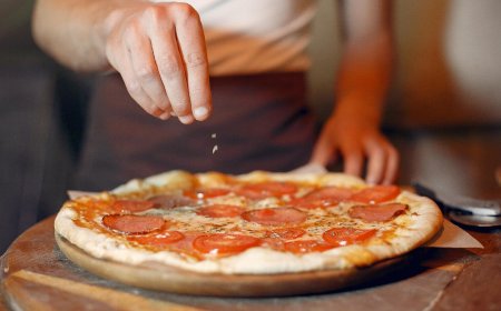 Cursos gratuitos nas áreas de alimentação e costura estão com vagas abertas