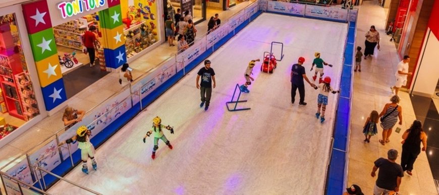 Patinação no Gelo: ShoppingSantaÚrsula prorroga atração até o dia 9 de fevereiro