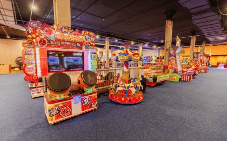 Férias escolares no RibeirãoShopping têm exposição de dinossauros, parque indoor e estreias como Jurassic World e Superman