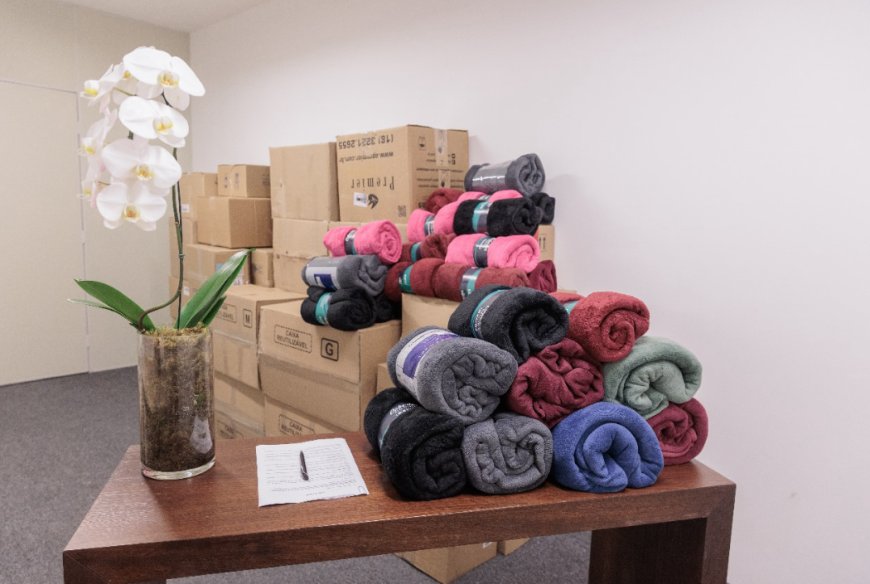 RibeirãoShopping entrega mais de 1.400 peças de roupa ao Fundo Social de Solidariedade de Ribeirão Preto