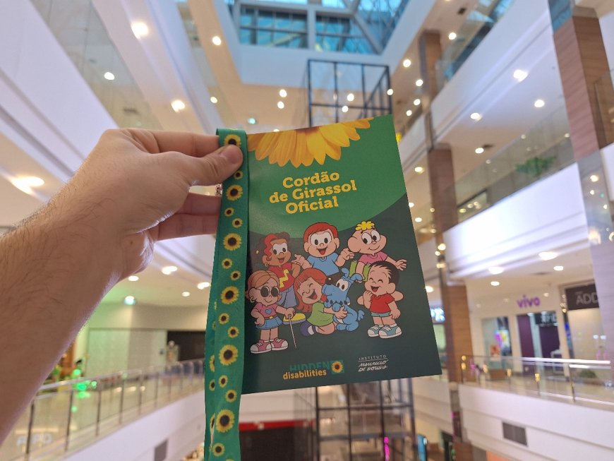 RibeirãoShopping e ShoppingSantaÚrsula distribuem cartilha com a Turma da Mônica sobre deficiências ocultas