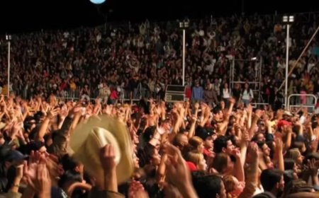 Primeira edição do Ribeirão Rodeo Music reuniu cerca de 20 mil pessoas há 20 anos