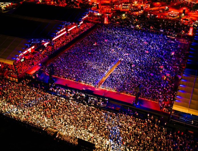 Do sertanejo raiz ao piseiro, segunda noite do Ribeirão Rodeo Music 2026 aposta na diversidade musical