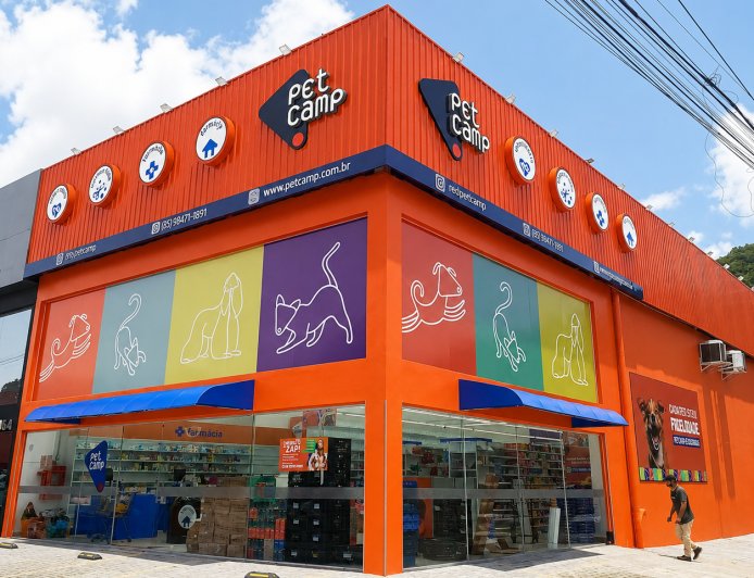 PetCamp inaugura unidade em Poços de Caldas com descontos especiais e estrutura completa para pets